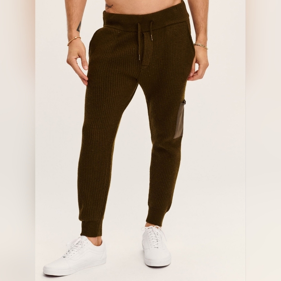 SER.O.YA Jason Jogger in olive wool size L NWT